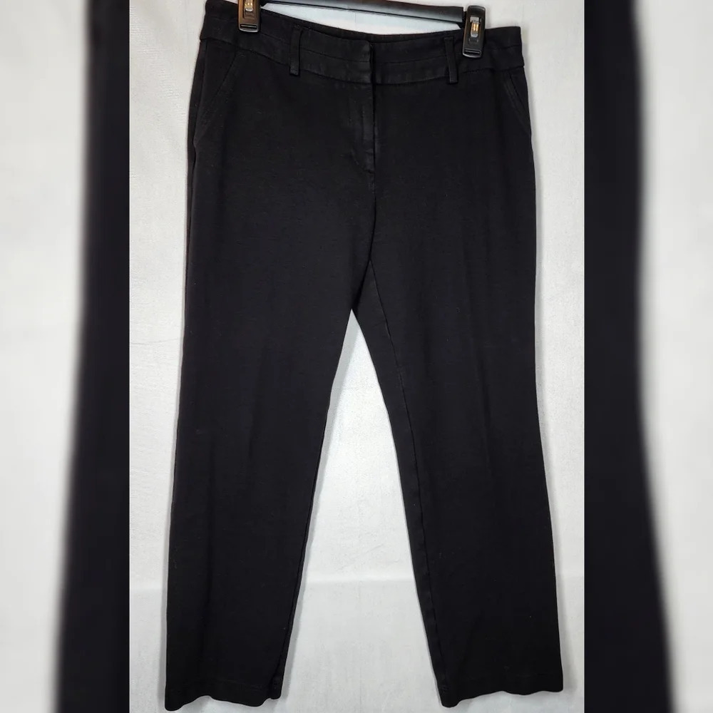 Chico's ponte trousers.   Size 0.5 (estimated woman's 6)